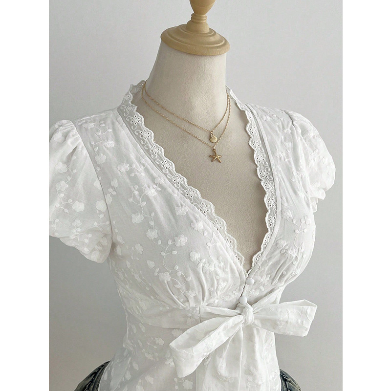 เสื้อเชิ้ตแขนสั้นคอวีสีขาว แบร - Tie Front Shirt บทวิจารณ์และราคา