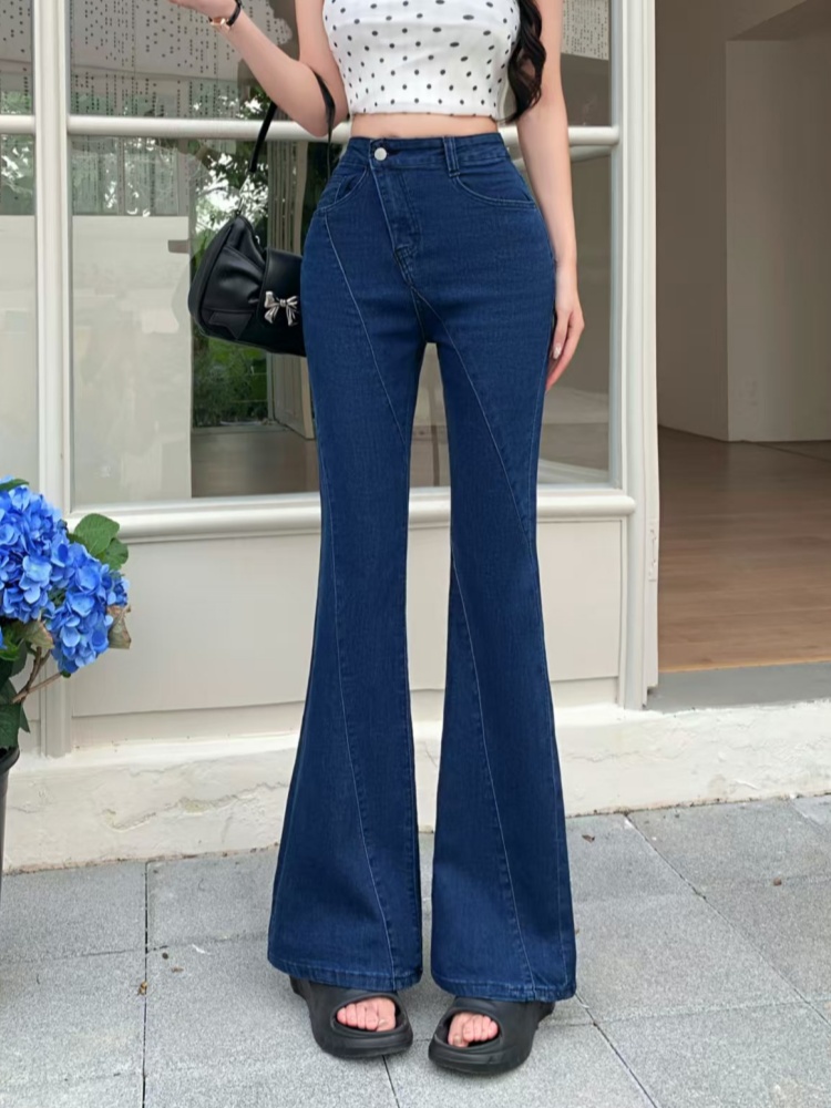 กางเกงยีนส์ทรงบานสีน้ำเงินเข้ม - Summer Clothing Trends For Women 2026 บทวิจารณ์และราคา