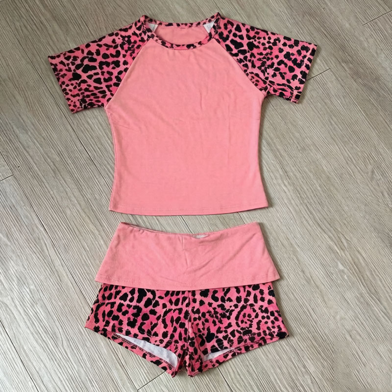 ฤดูร้อนใหม่อเมริกันเรโทรเสื้อผ - Summer Clothing Capsule บทวิจารณ์และราคา